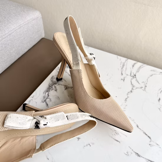 Sandali da donna con tacco alto e parte del club con diamanti sexy